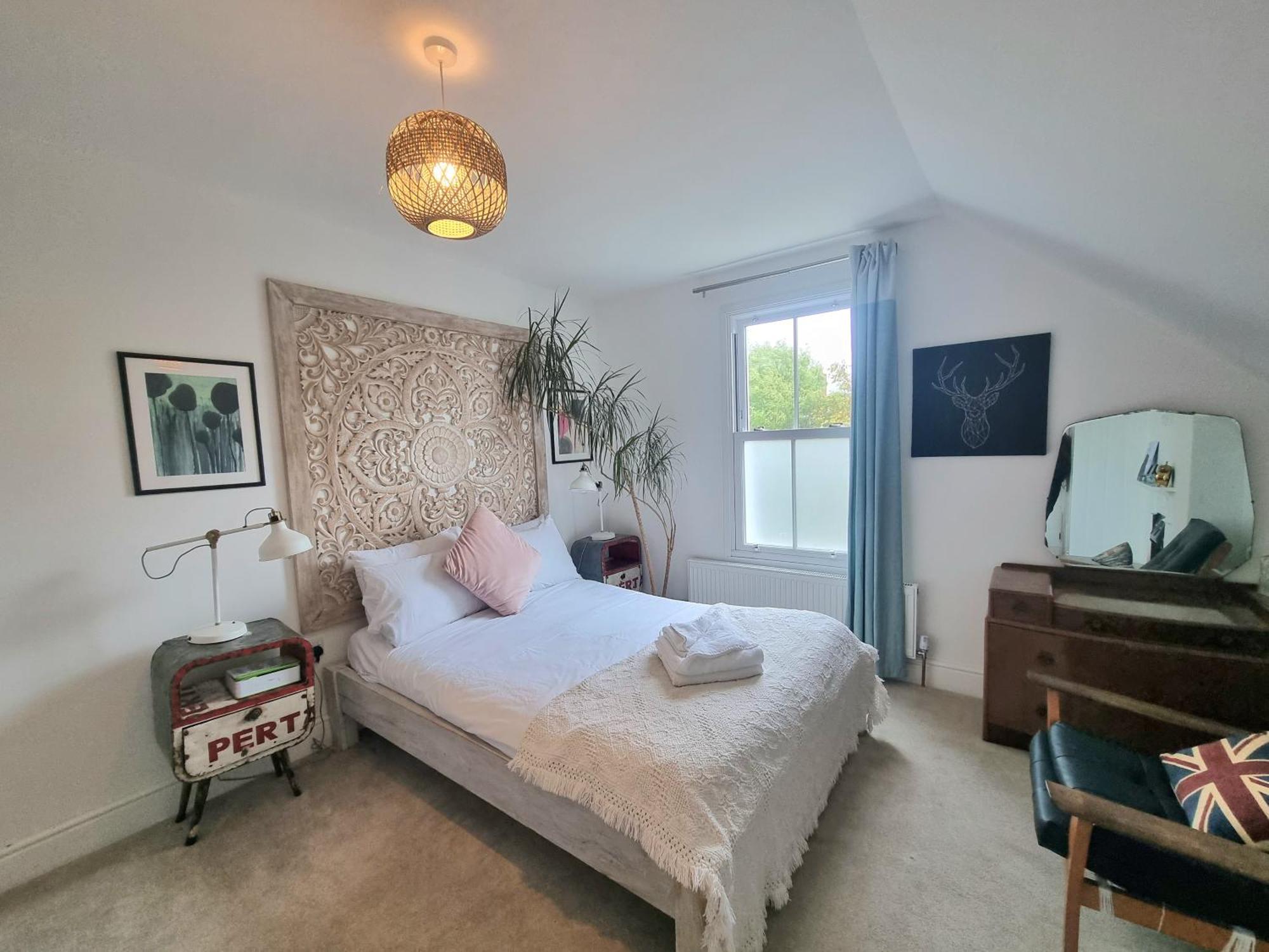 Stylish 2-Bed Flat, Quick Access To London Sights Apartment Exterior photo